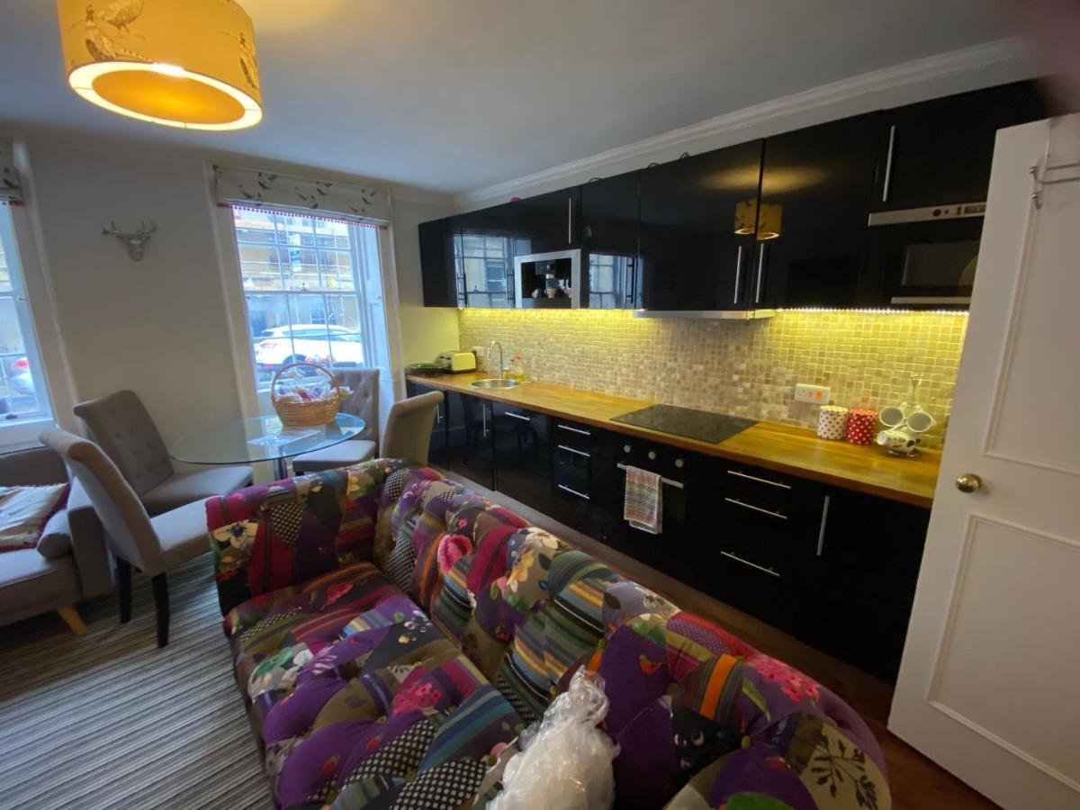 באת' City Centre - Rivers Street, Quiet 2 Bed Ground Floor Georgian Garden Apartment מראה חיצוני תמונה